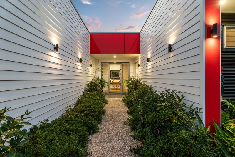 Photo - 4-6 Jubata Court, Burrum Heads QLD 4659 - Image 7