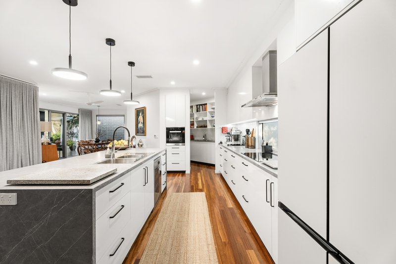 Photo - 4-6 Jubata Court, Burrum Heads QLD 4659 - Image 9