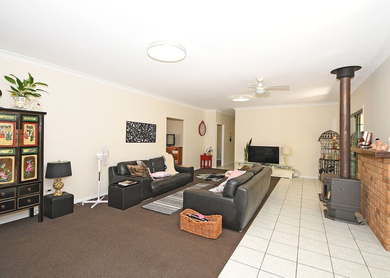 Photo - 4-6 Miller Cresent , Burrum Heads QLD 4659 - Image 10