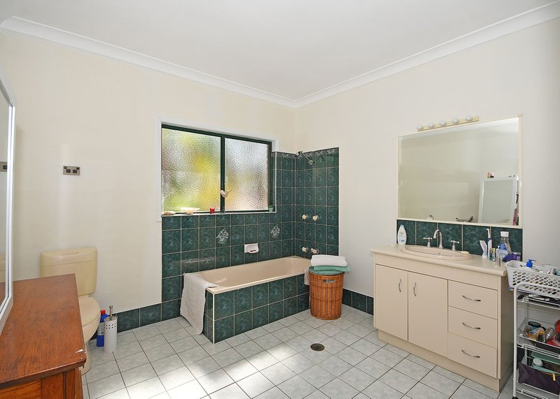 Photo - 4-6 Miller Cresent , Burrum Heads QLD 4659 - Image 13