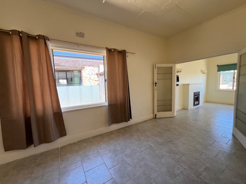 Photo - 4 - 6 Ryan Street, Moonta SA 5558 - Image 16