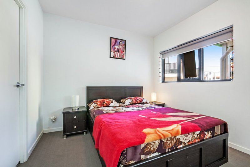 Photo - 4 / 88 Epping Road, Epping VIC 3076 - Image 5