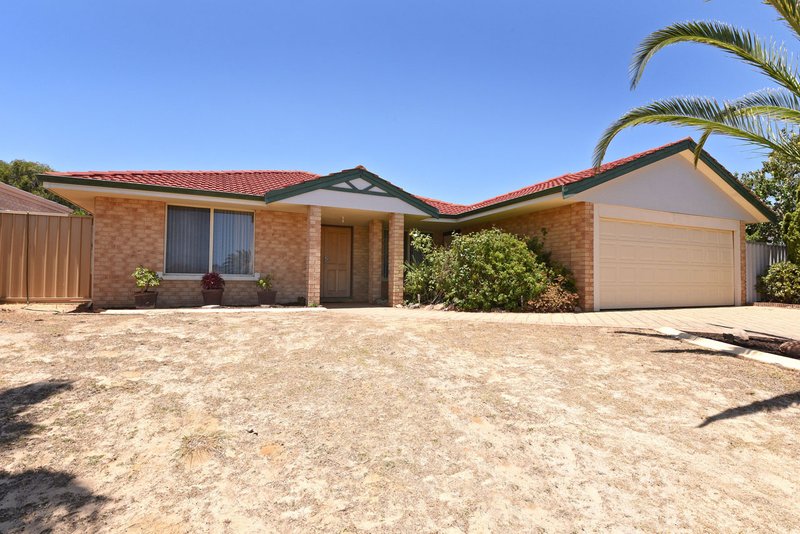 Photo - 4 Abba Place, Merriwa WA 6030 - Image 2