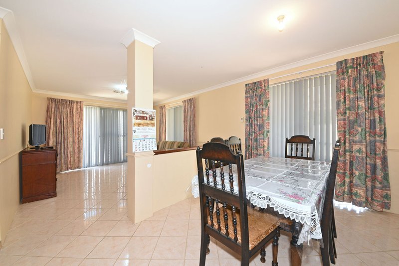 Photo - 4 Abba Place, Merriwa WA 6030 - Image 14