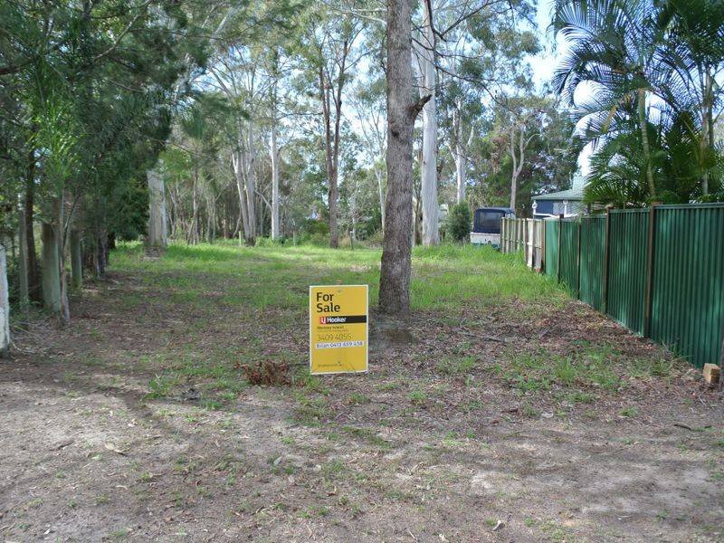 Photo - 4 Acacia Court, Macleay Island QLD 4184 - Image 3