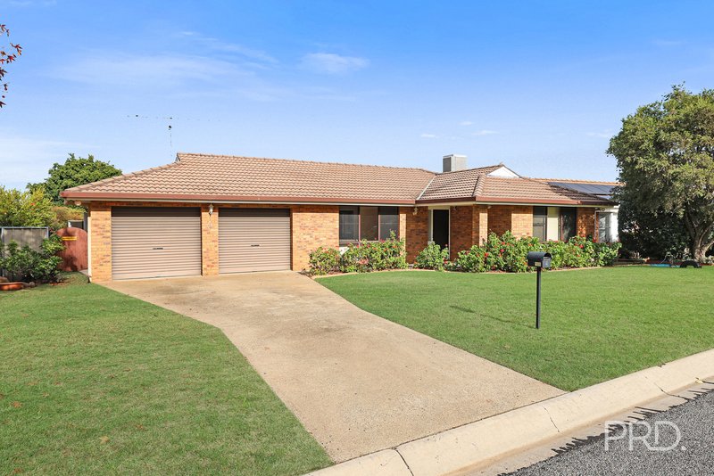 Photo - 4 Acacia Drive, Tamworth NSW 2340 - Image 2