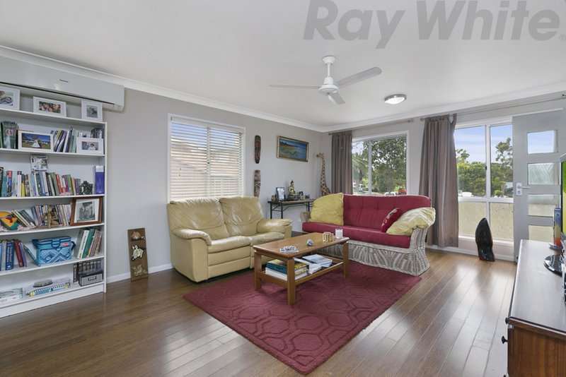 Photo - 4 Ackworth Place, Alexandra Hills QLD 4161 - Image 3