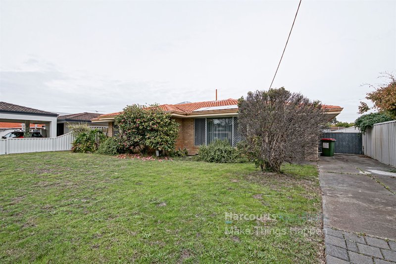 Photo - 4 Addlestone Road, Morley WA 6062 - Image 1