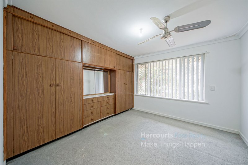 Photo - 4 Addlestone Road, Morley WA 6062 - Image 7