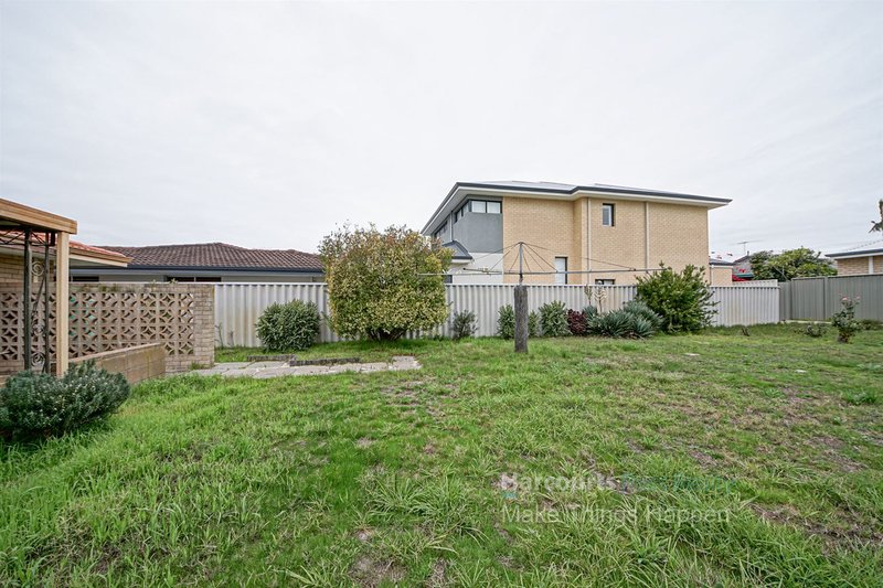 Photo - 4 Addlestone Road, Morley WA 6062 - Image 14