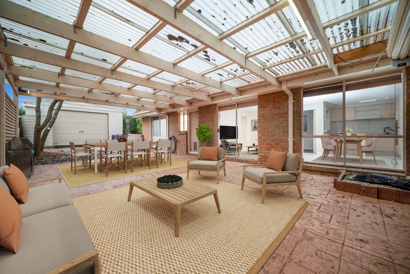 Photo - 4 Adelong Court, Berwick VIC 3806 - Image 13