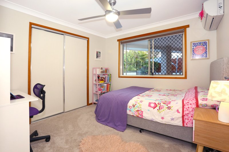 Photo - 4 Ainsley Avenue, Ashmore QLD 4214 - Image 16