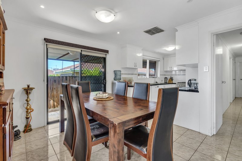 Photo - 4 Albany Court, Campbellfield VIC 3061 - Image 6