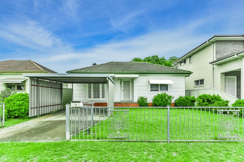 Photo - 4 Albert Street, Ingleburn NSW 2565 - Image 2