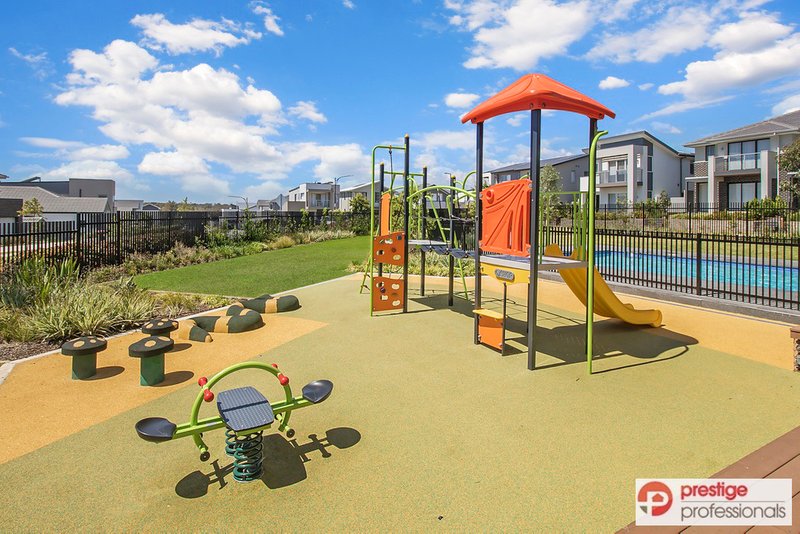 Photo - 4 Alex Close, Moorebank NSW 2170 - Image 13