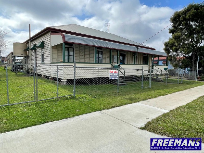 Photo - 4 Alfred Street, Nanango QLD 4615 - Image 2