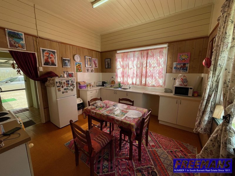 Photo - 4 Alfred Street, Nanango QLD 4615 - Image 11