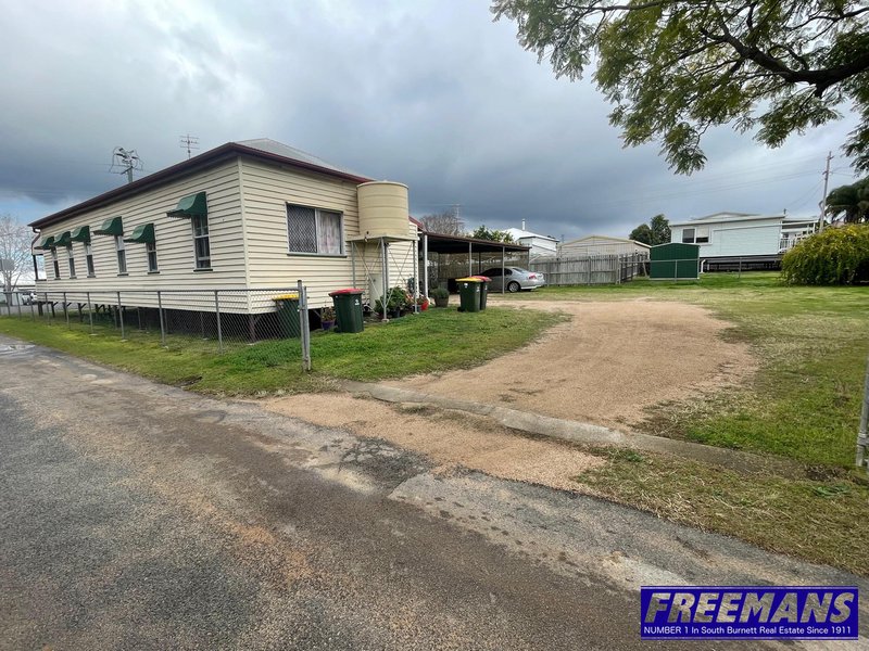 Photo - 4 Alfred Street, Nanango QLD 4615 - Image 24