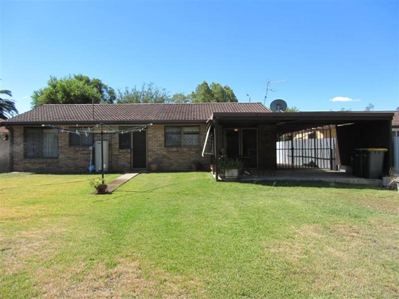 Photo - 4 Allambie Place, Moree NSW 2400 - Image 13