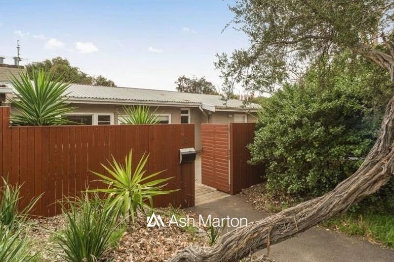 Photo - 4 Allawah Avenue, Frankston VIC 3199 - Image 7