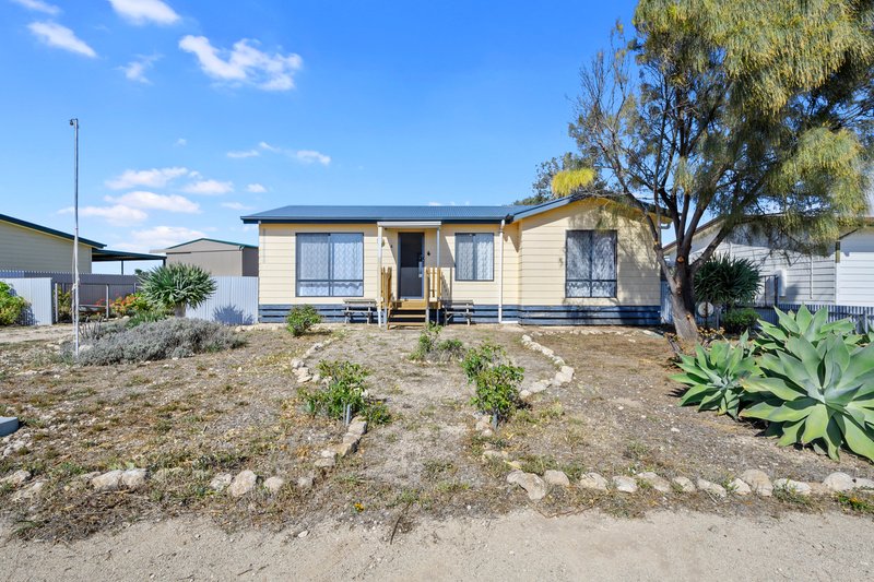 4 Allen Road, Tiddy Widdy Beach SA 5571