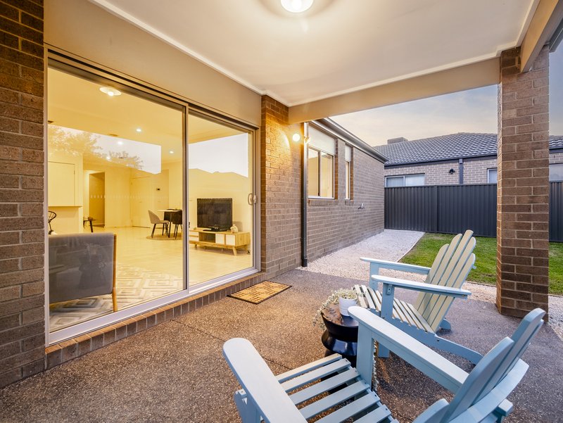 Photo - 4 Almondbank Road, Cranbourne East VIC 3977 - Image 30