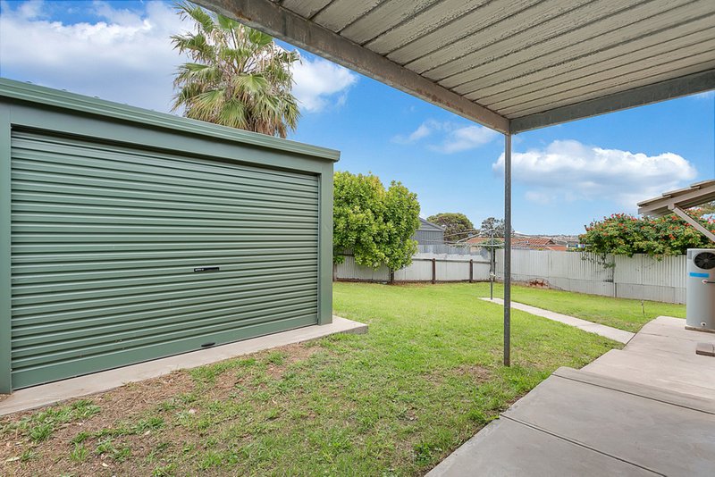 Photo - 4 Alnwick Court, Noarlunga Downs SA 5168 - Image 11