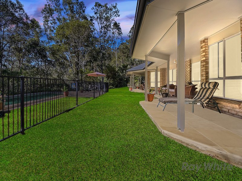 Photo - 4 Amamoor Court, Cashmere QLD 4500 - Image 3