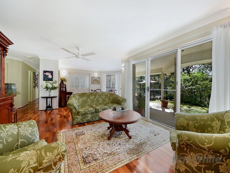 Photo - 4 Amamoor Court, Cashmere QLD 4500 - Image 7