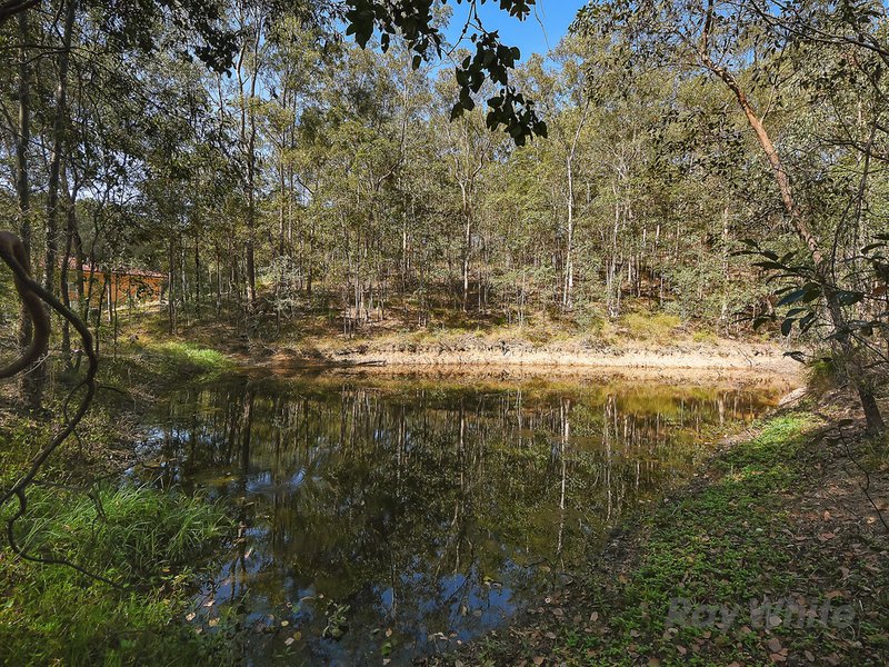 Photo - 4 Amamoor Court, Cashmere QLD 4500 - Image 19