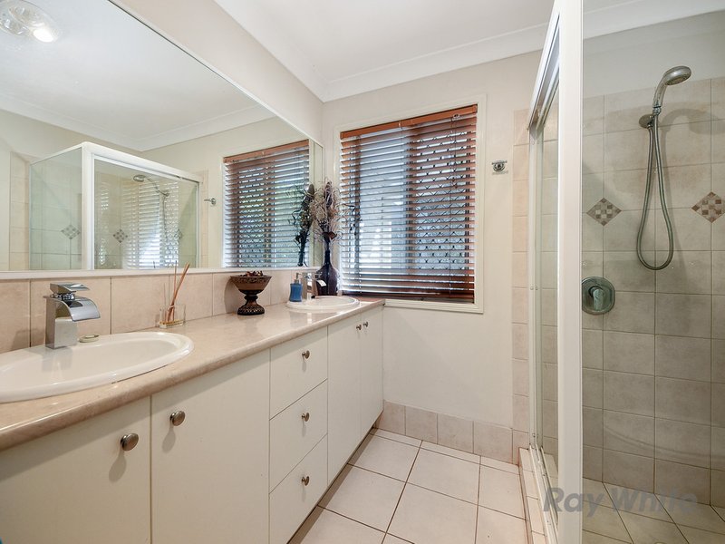 Photo - 4 Amamoor Court, Cashmere QLD 4500 - Image 26