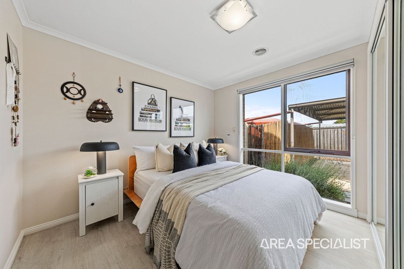 Photo - 4 Amanda Court, Pakenham VIC 3810 - Image 4