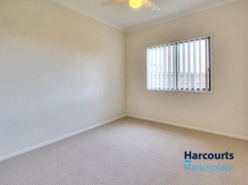 Photo - 4 Ambrose Drive, Augustine Heights QLD 4300 - Image 9