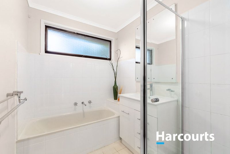 Photo - 4 Aminya Court, Wantirna VIC 3152 - Image 7