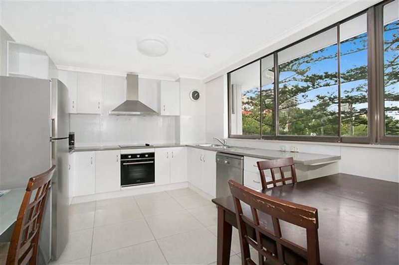 Photo - 4 'Anacapri' 43 Enderley Avenue, Surfers Paradise QLD 4217 - Image 2