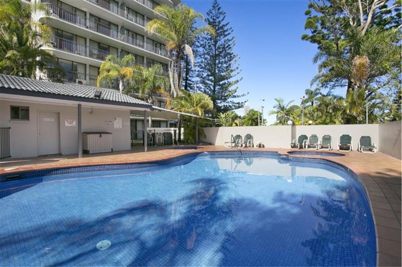 Photo - 4 'Anacapri' 43 Enderley Avenue, Surfers Paradise QLD 4217 - Image 7