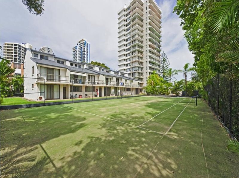 Photo - 4 'Anacapri' 43 Enderley Avenue, Surfers Paradise QLD 4217 - Image 8