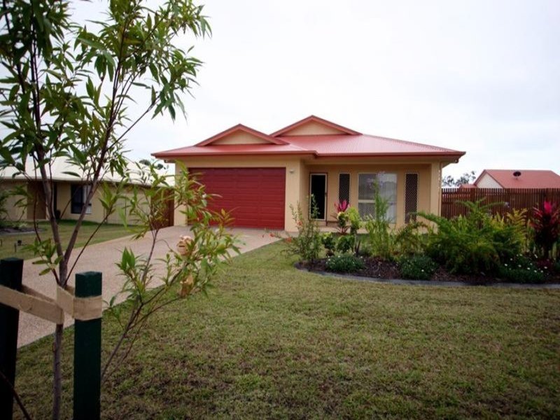 4 Anchorage Cct , Bushland Beach QLD 4818