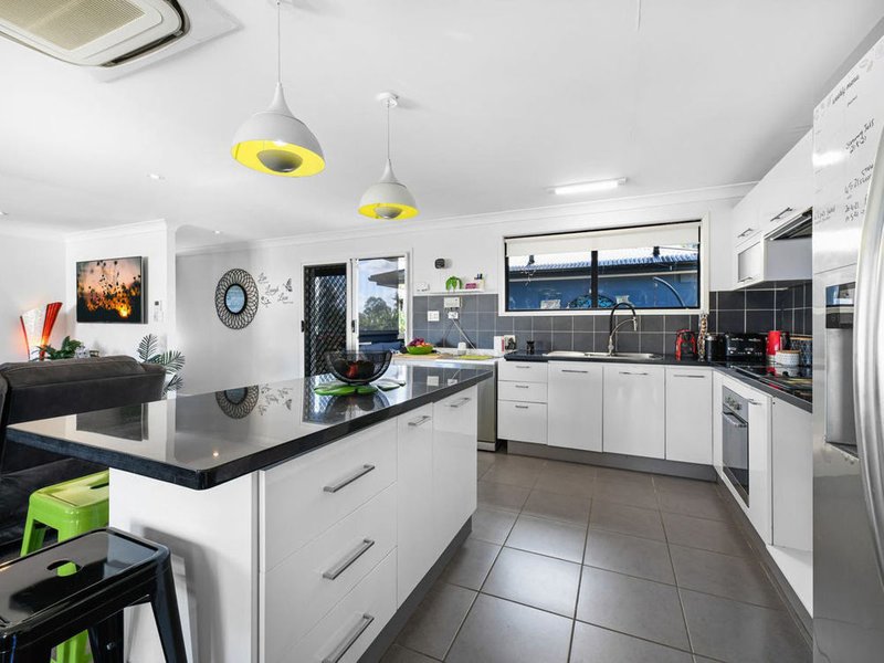 Photo - 4 Anglers Court, Donnybrook QLD 4510 - Image 8