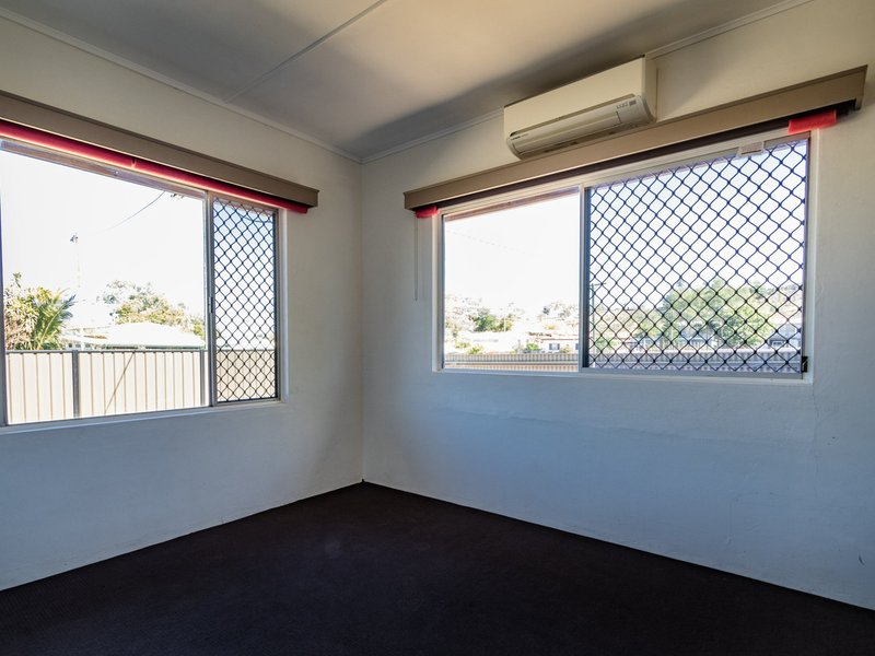 Photo - 4 Ann Street, Mount Isa QLD 4825 - Image 5