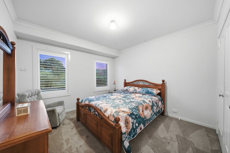 Photo - 4 Arena Place, Royalla NSW 2620 - Image 9