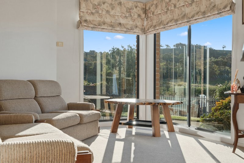 Photo - 4 Arena Place, Royalla NSW 2620 - Image 12