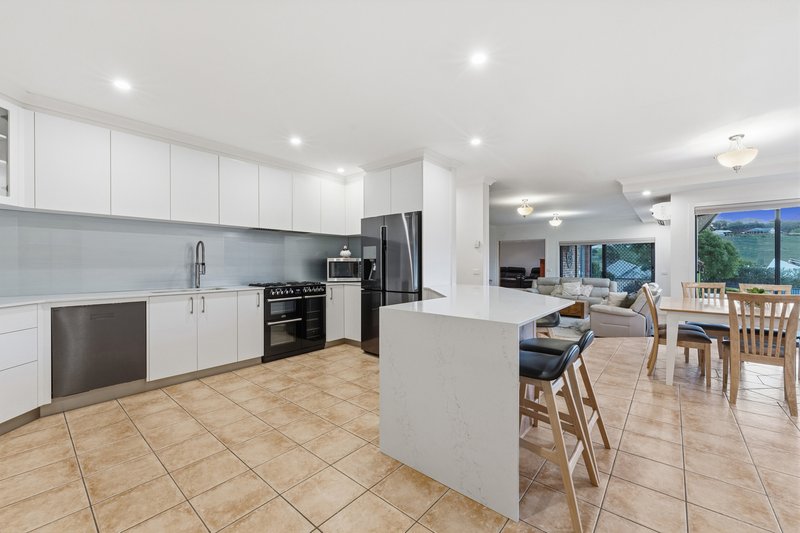 Photo - 4 Arena Place, Royalla NSW 2620 - Image 13