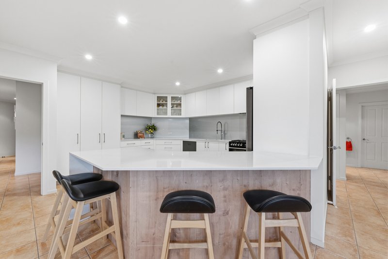 Photo - 4 Arena Place, Royalla NSW 2620 - Image 15