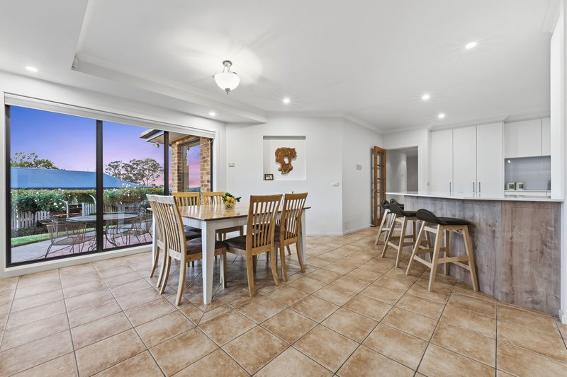 Photo - 4 Arena Place, Royalla NSW 2620 - Image 16