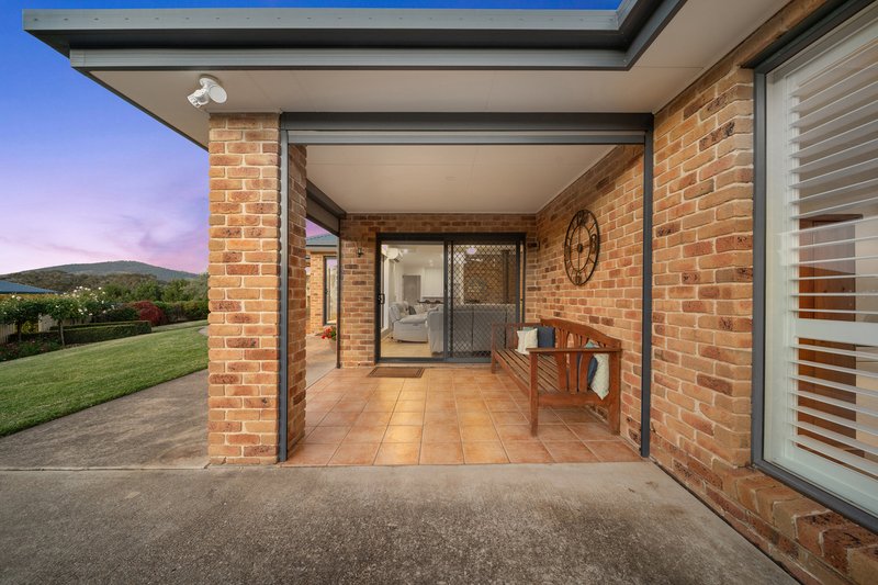 Photo - 4 Arena Place, Royalla NSW 2620 - Image 20