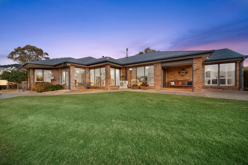 Photo - 4 Arena Place, Royalla NSW 2620 - Image 31
