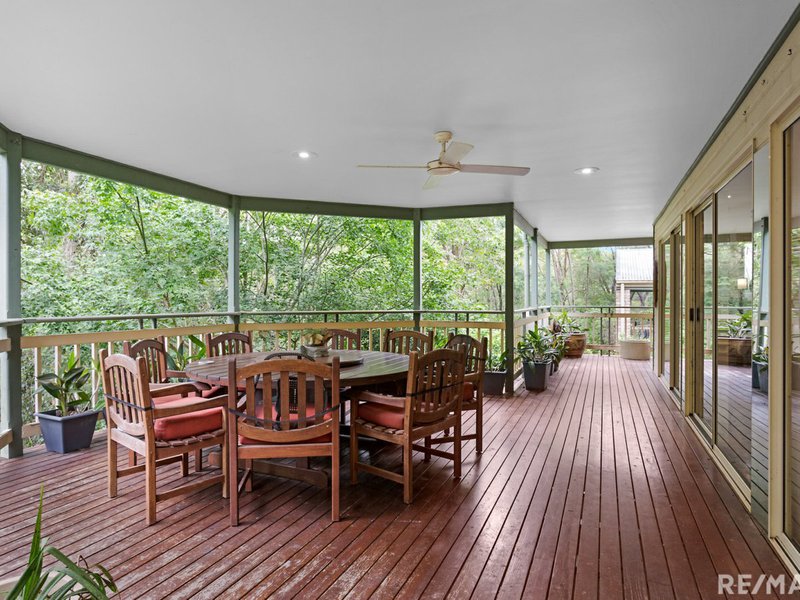 Photo - 4 Arkana Street, Mudgeeraba QLD 4213 - Image 8