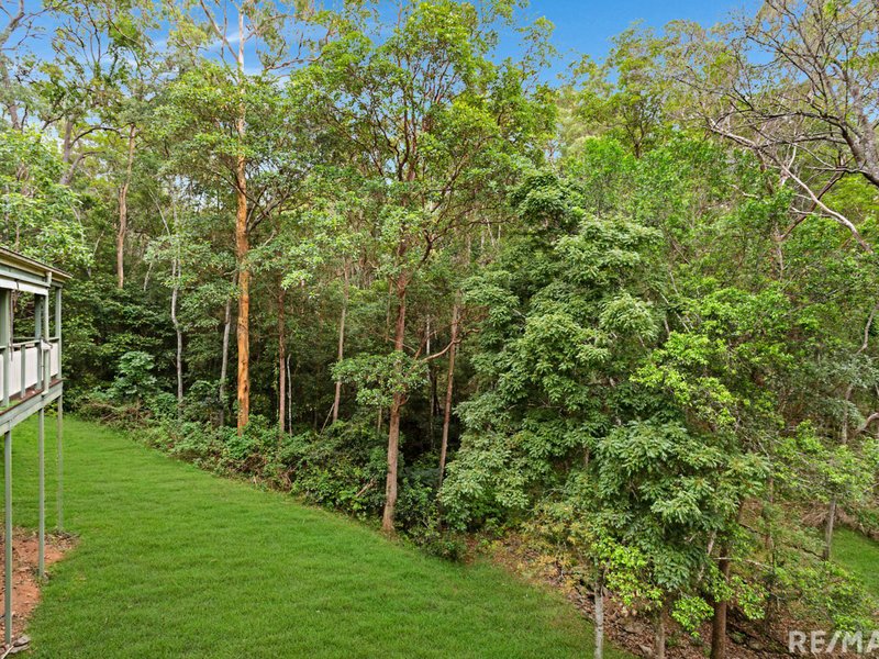 Photo - 4 Arkana Street, Mudgeeraba QLD 4213 - Image 13