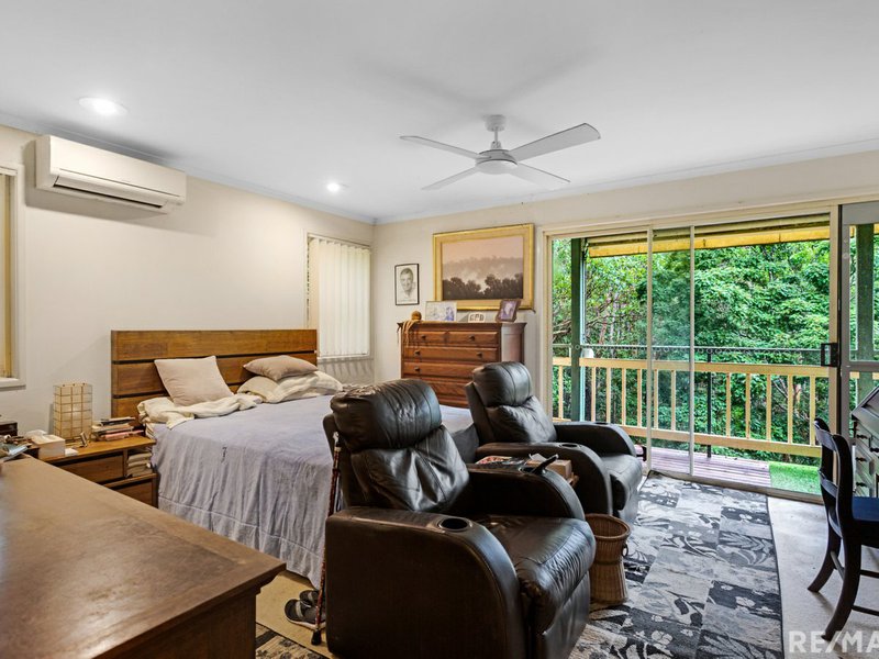 Photo - 4 Arkana Street, Mudgeeraba QLD 4213 - Image 17